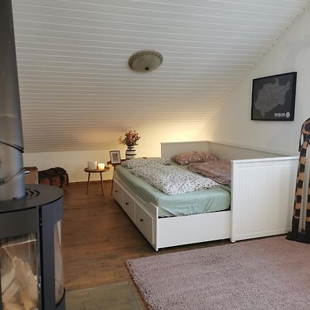 Wohnung In Idyllischem Oertchen Meschede Exterior foto